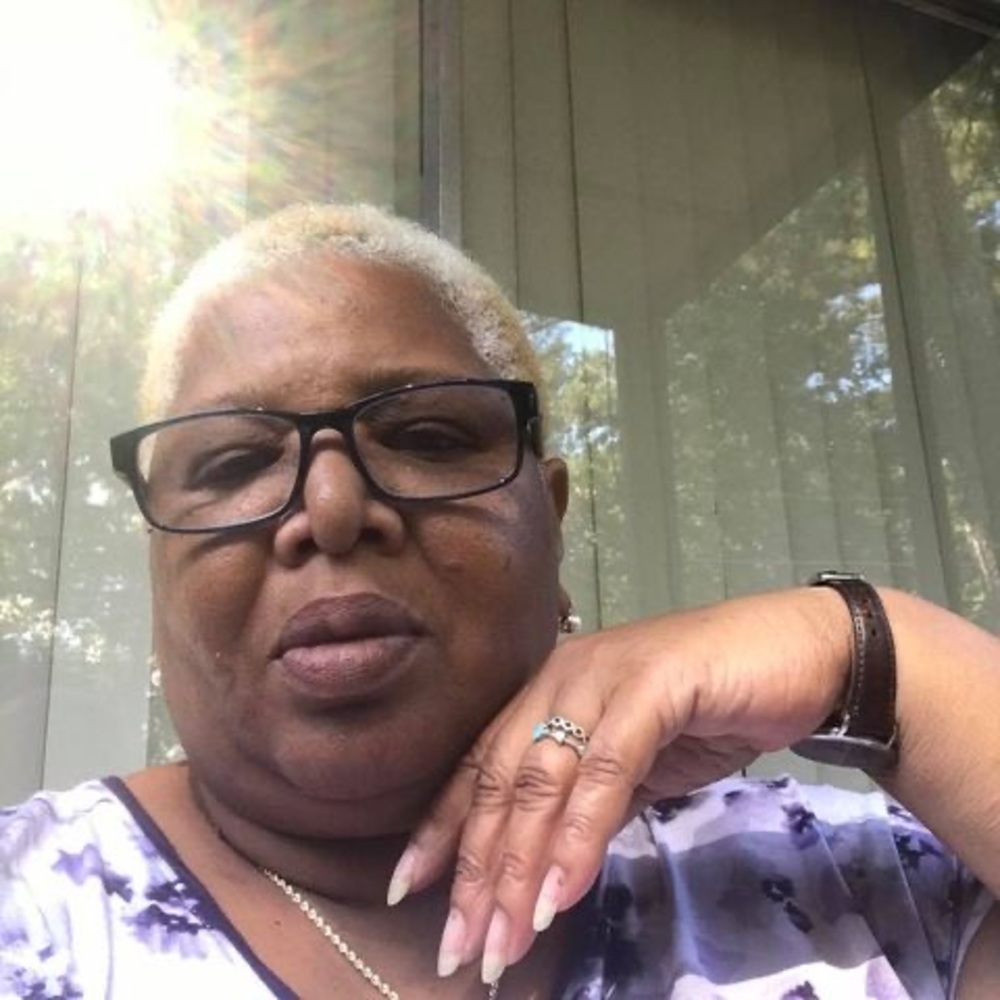 Meet your Posher, Shelia